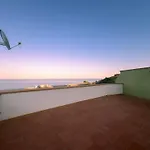 Torrazzo Horizon Retreat- Private Parking & Sea Prázdninový dům *