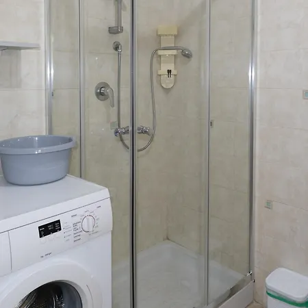 Torrazzo Horizon Retreat- Private Parking & Sea Tatil Evi *