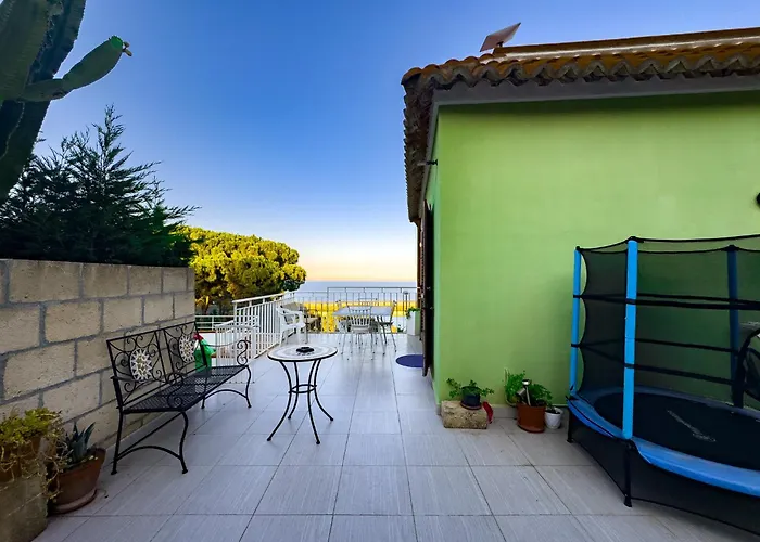 Tatil Evi Torrazzo Horizon Retreat- Private Parking & Sea *